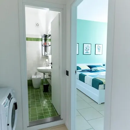 Modern Cosy Near Center *