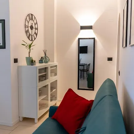 Modern Cosy Near Center Apartment *